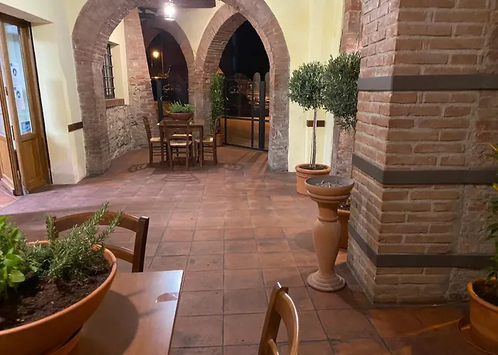 Le Logge Rosia